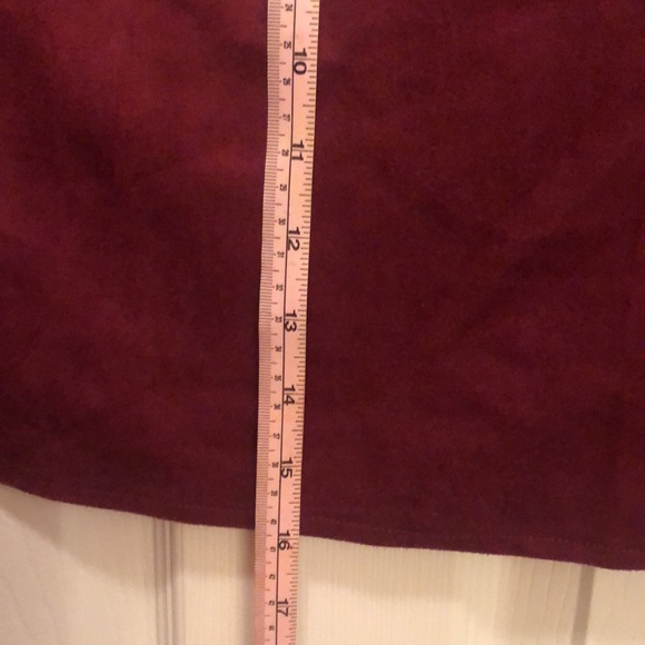 Maroon/Burgundy suede-like mini skirt. New with tags. Size Large. - Picture 6 of 7